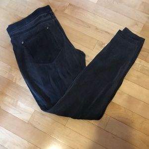 HUE jeggings